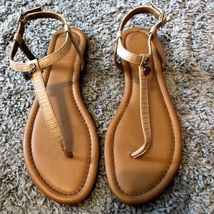 Size 9 Tan & Brown BCBG Sandals
